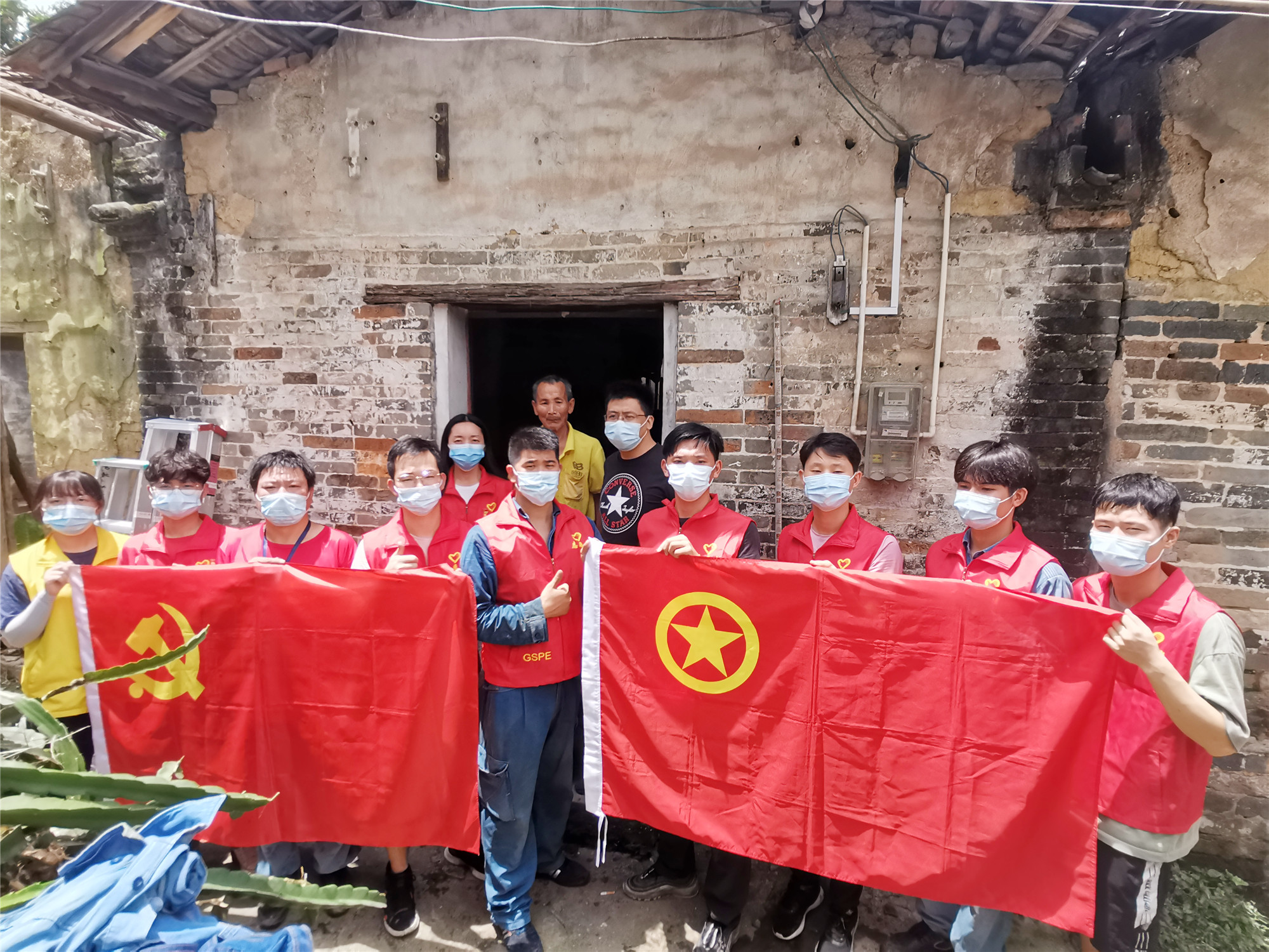 大德服务 | “我为群众办实事”电线改造活动